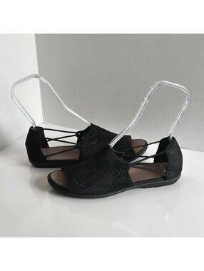 EARTH Shelly Shoes Women 10 Black Perforated Suede Sandals Slip On Flat Open Toe